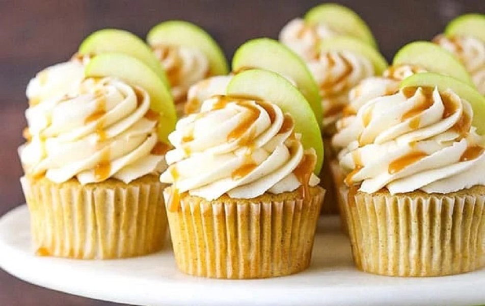 Apple and honey cupcakes are a traditional food at Rosh Hashanah, Jewish New Year.