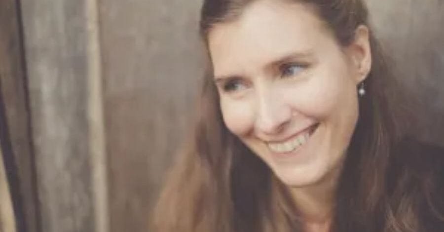 The head and shoulders of poet Fiona Benson.